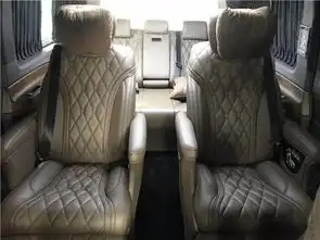 奔驰v250改装迈巴赫vs680七座商务车年底.