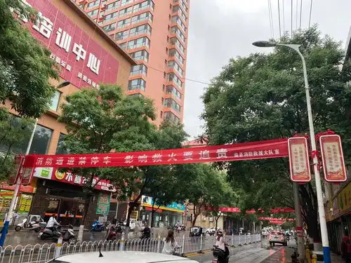 吕梁消防集中开展安全宣传咨询日活动