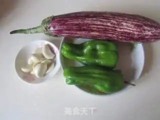 青椒炒茄子的做法青椒炒茄子怎么做斯佳丽wh的菜谱