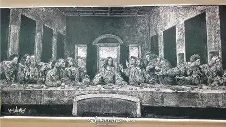 日本学生的粉笔黑板报
