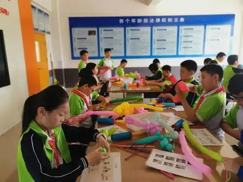 劳动砥砺心智实践促进成长市蜊江小学五年级学生走进综合实践教育中心