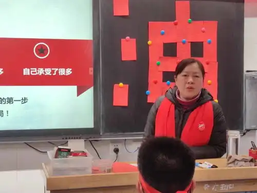 南阳市二十二中九年级2022年中考百日冲刺誓师主题班会侧记