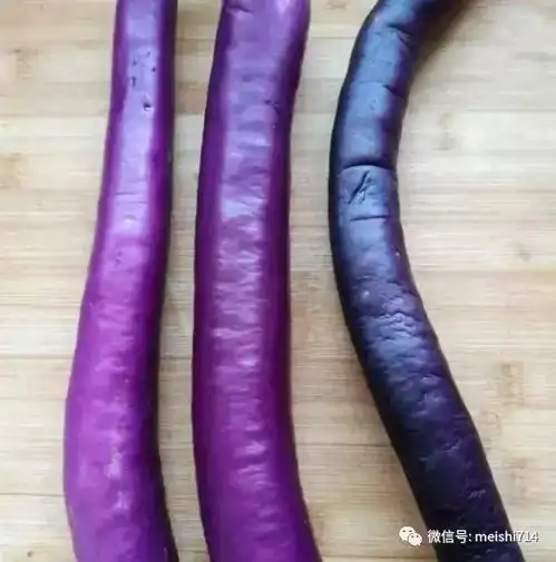 茄子别直接切,两边垫上筷子,家人都抢着吃,每次都不够吃