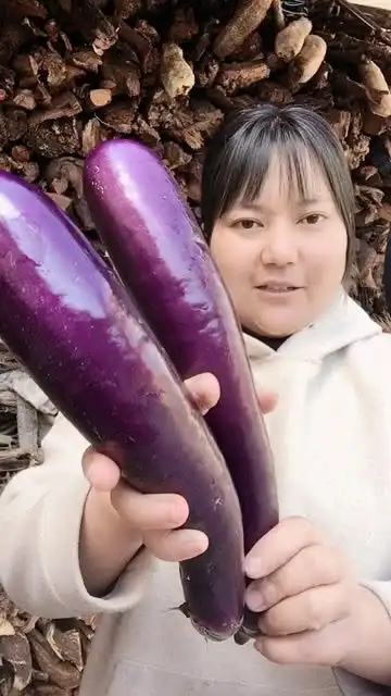 凉拌茄子,这样做,很下饭哦,喜欢的快来