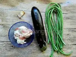 豆角炖茄子的做法