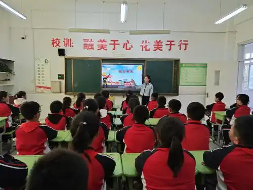 关注消防平安你我薛城区矿建路小学开展消防安全主题教育活动