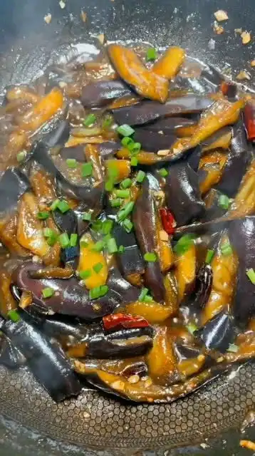 茄子配米饭,好吃又下饭