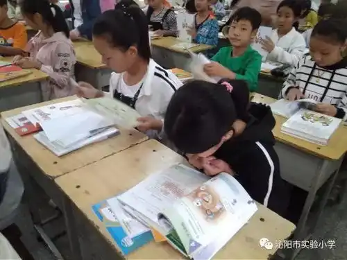 开学季,最美的不仅是学生,也是学校的校长和老师