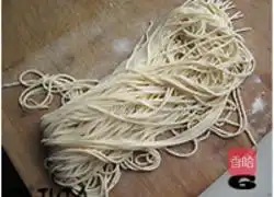 家常茄子打卤面的做法