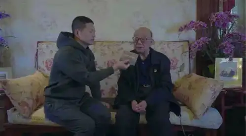 重忆峥嵘岁月重温百年历程都江堰市举行庆祝建党100周年暨国际档案日主题活动