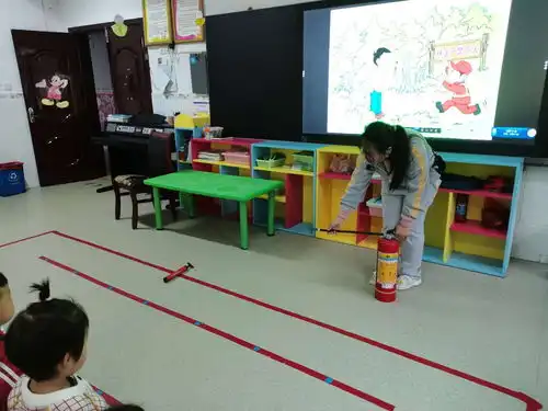 武陵源区索溪中心幼儿园开展森林防火宣传教育主题活动