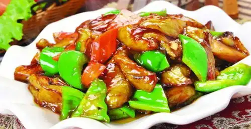 茄子炒土豆青椒