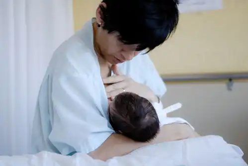 15天新生儿呛奶窒息,医生强调新手爸妈必学三个养育要点