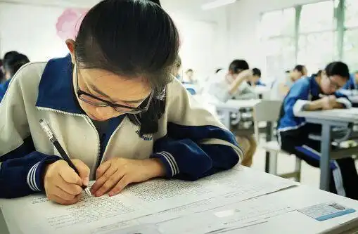有哪些适合高三党的复习方法结合历年高考优生帮你提高成绩