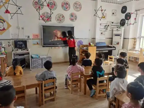 德盈幼儿园开展森林防火进校园主题宣传教育活动