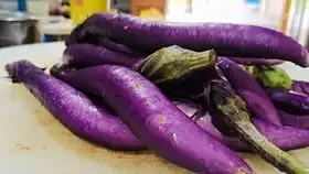 茄子烧豆角创新做法,出锅太香了,上桌抢着吃