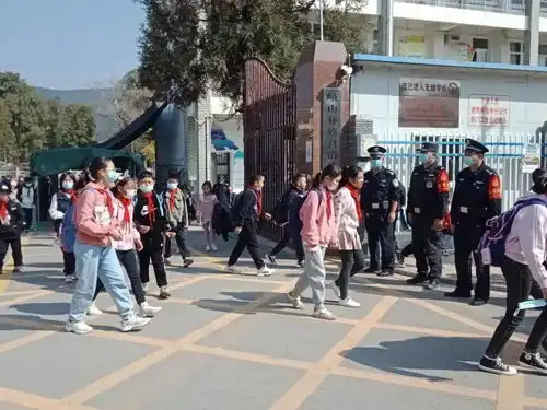 我为群众办实事丨玉溪全市公安机关多角度筑牢校园安全防线