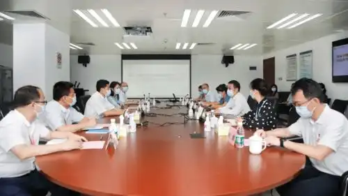 国家卫健委医政医管局副局长李大川一行到我院调研指导工作